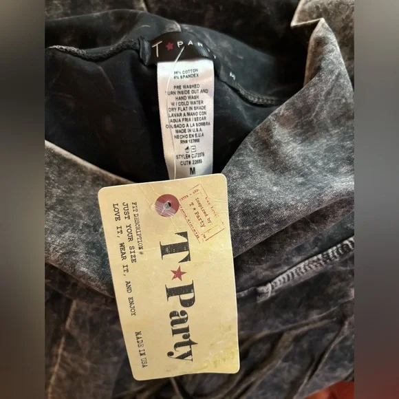 T Party stretch fringe flared leg yoga pants size Medium NWT - Picture 9 of 10